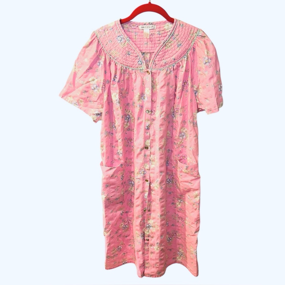 Vintage Emily Stacy Housecoat Pink Floral Seersucker Pearl Snap Robe 1X Plus